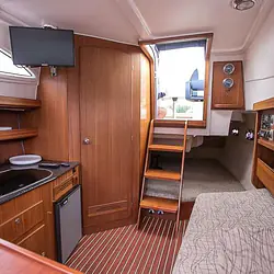 AM 780