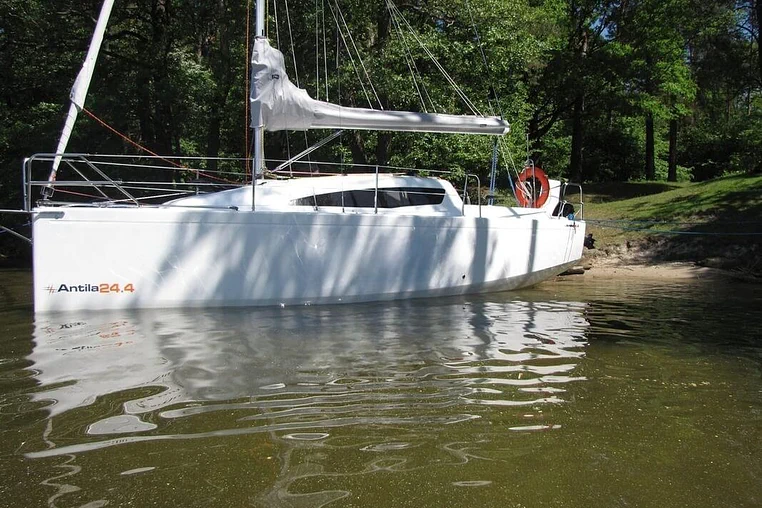 Czarter Nautigo - Antila 24.4