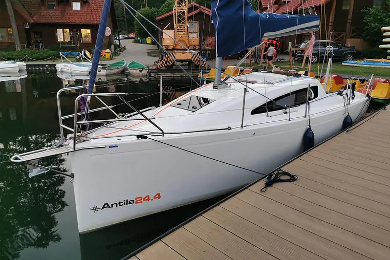 Mazury czarter - Antila 24.4