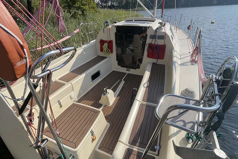 Mazury czarter - Antila 26