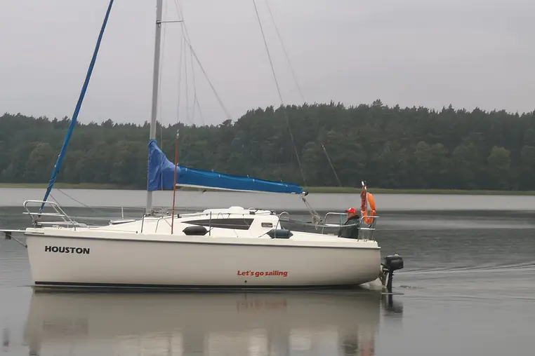 Czarter Antila 26