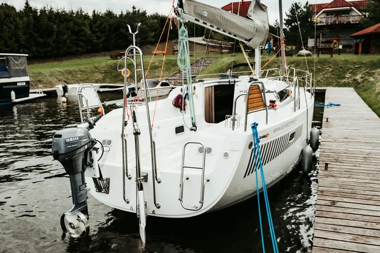 Mazury czarter - Antila 27