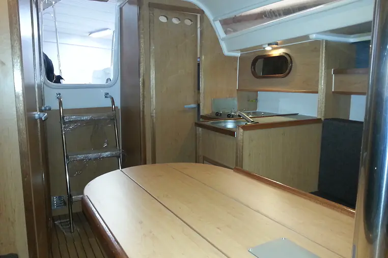 Czarter Antila 27