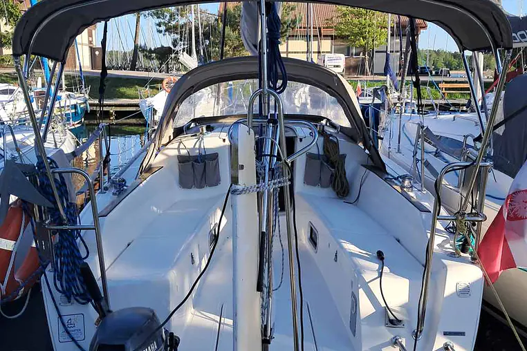 Mazury czarter - Antila 27