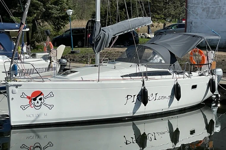Czarter Antila 27