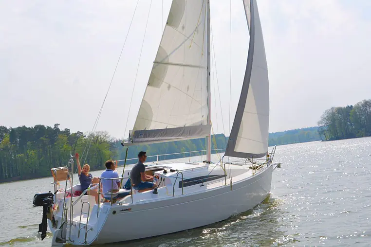 Mazury czarter - Antila 27