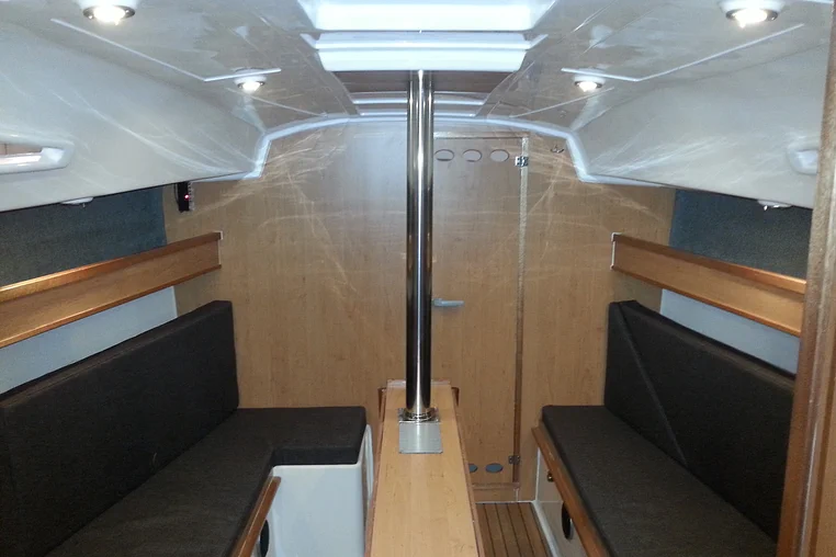 Czarter Antila 27