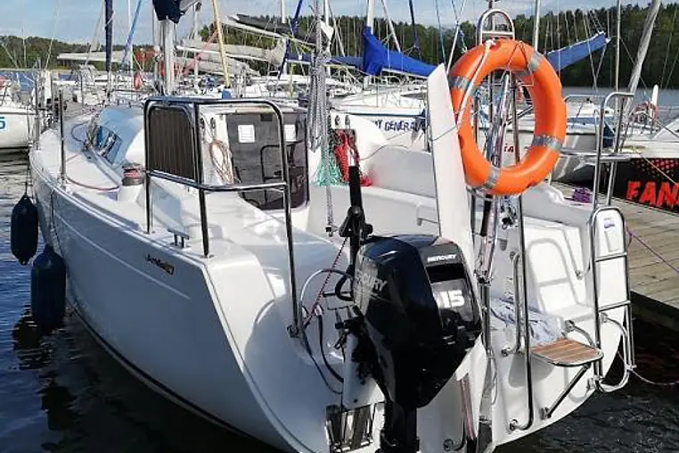 Mazury czarter - Antila 27