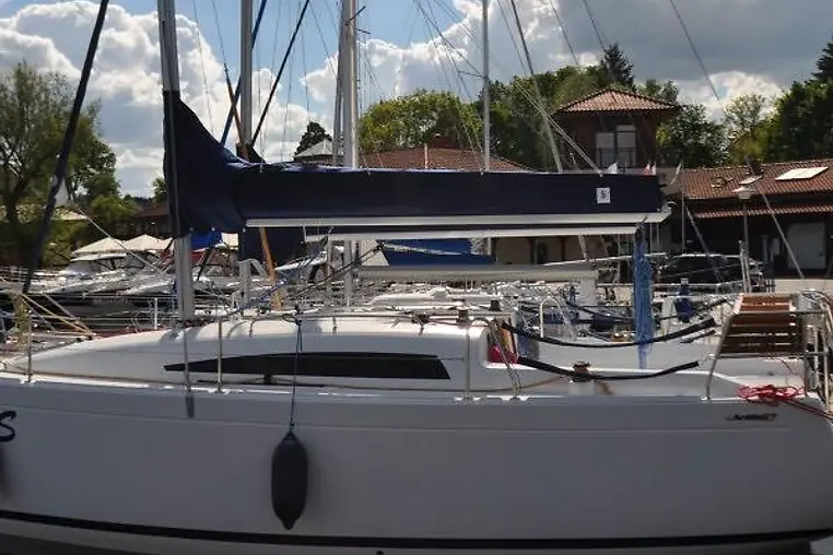 Mazury czarter - Antila 27
