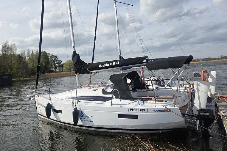 Mikołajki czarter - Antila 28.2