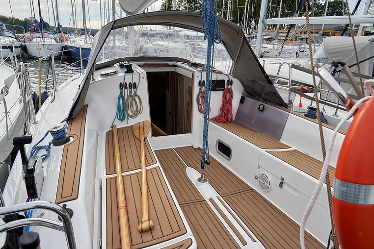 Mazury czarter - Antila 28.2