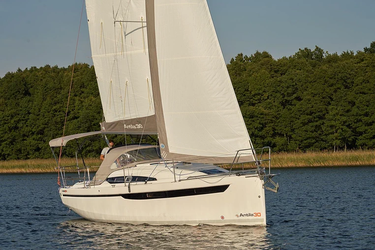 Mazury czarter - Antila 30.1