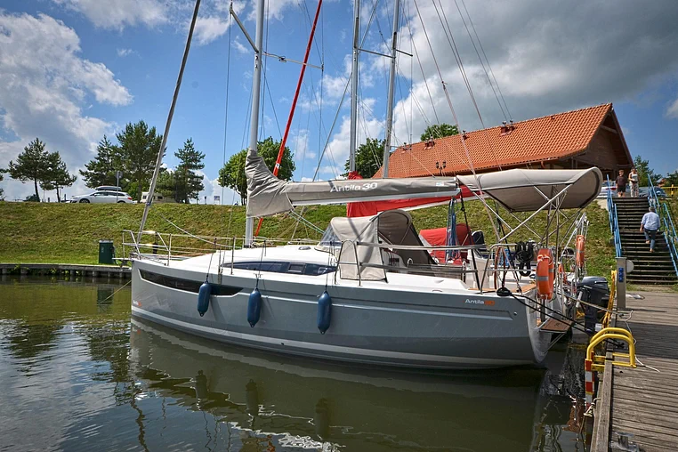 Mazury czarter - Antila 30.1