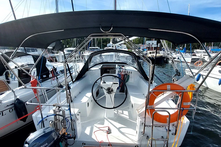 Mazury czarter - Antila 30