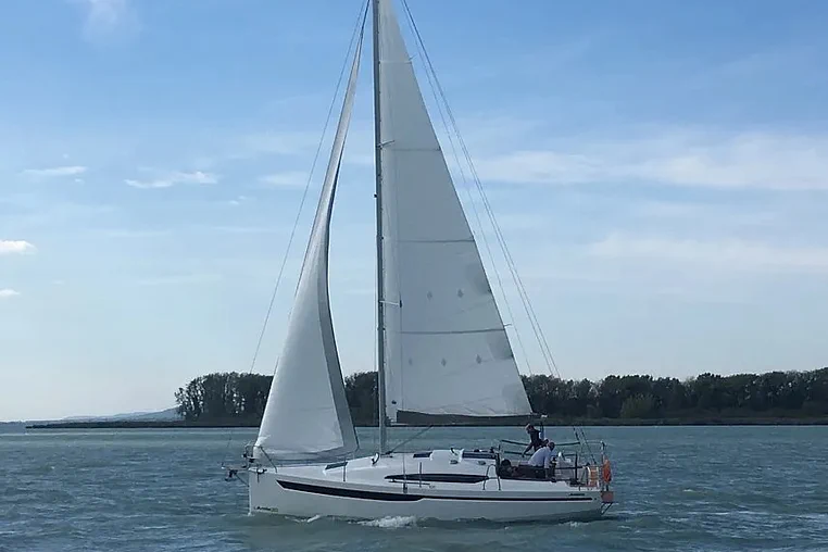 Czarter jachtu żaglowego Antila 30