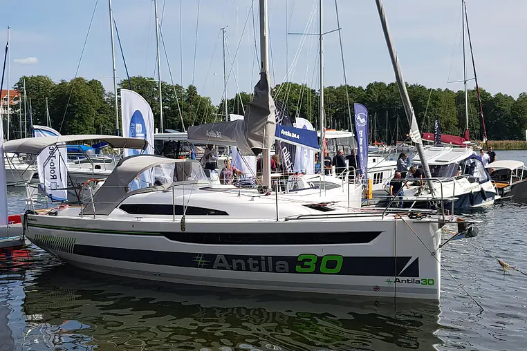 Czarter jachtu żaglowego Antila 30