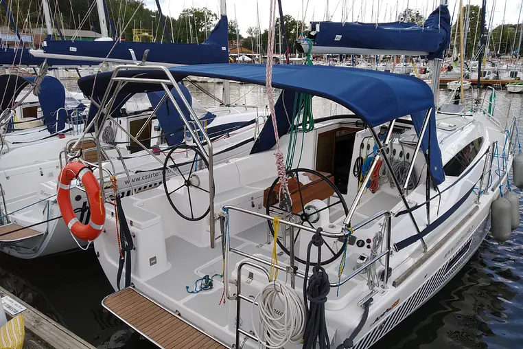 Mazury czarter - Antila 33