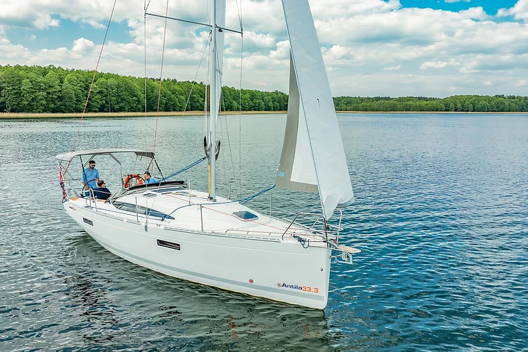 Giżycko czarter - Antila 33.3
