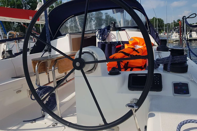 Czarter jachtu żaglowego Antila 33.3