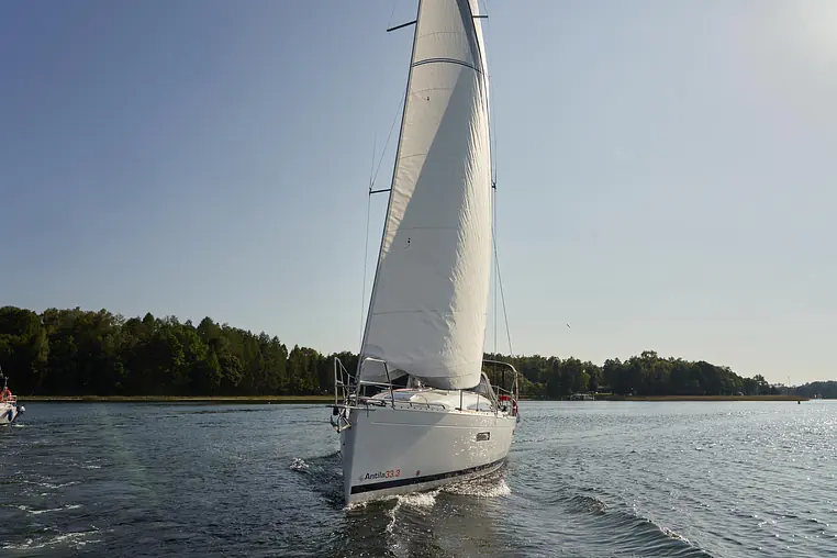 Giżycko czarter - Antila 33.3