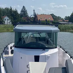 Axopar 28 Cabin