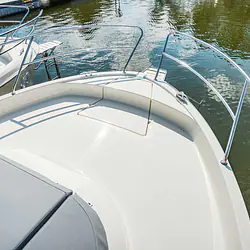 Balt 818 Tytan