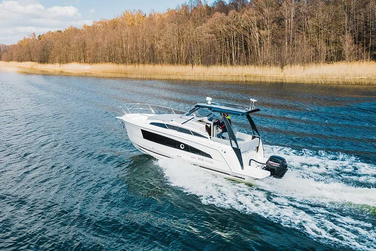 Czarter houseboatu Balt 818 Tytan