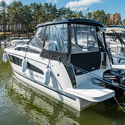 Balt 818 Tytan