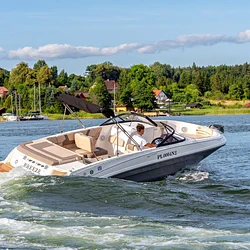 Bayliner VR6E