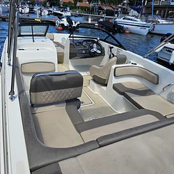 Bayliner VR6E
