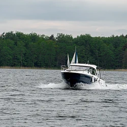 Beneteau Antares 8