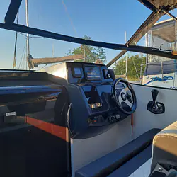Cabina 695