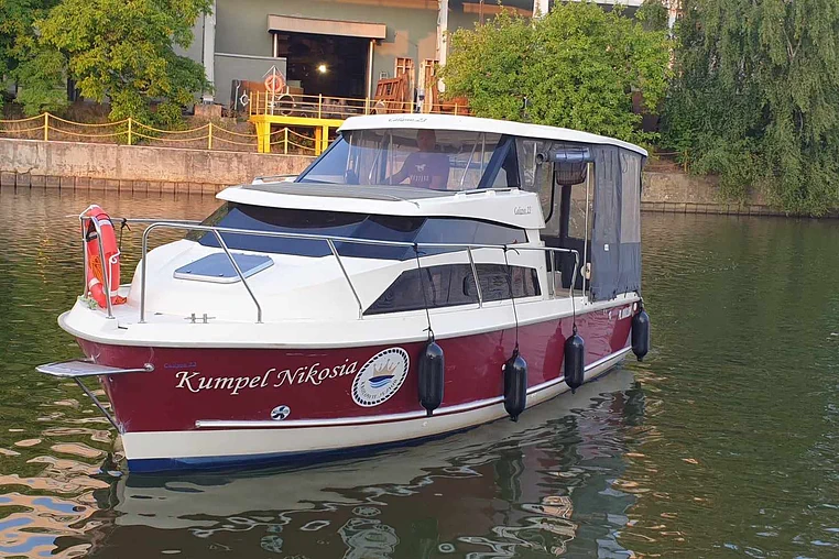 Czarter jachtu motorowego Calipso 23