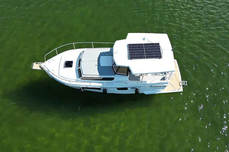 Czarter houseboatu Calipso 750