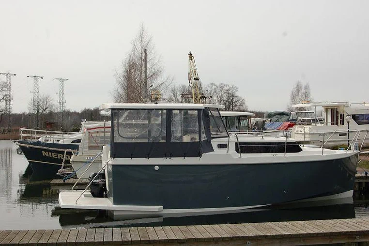 Czarter houseboatu Calipso 750