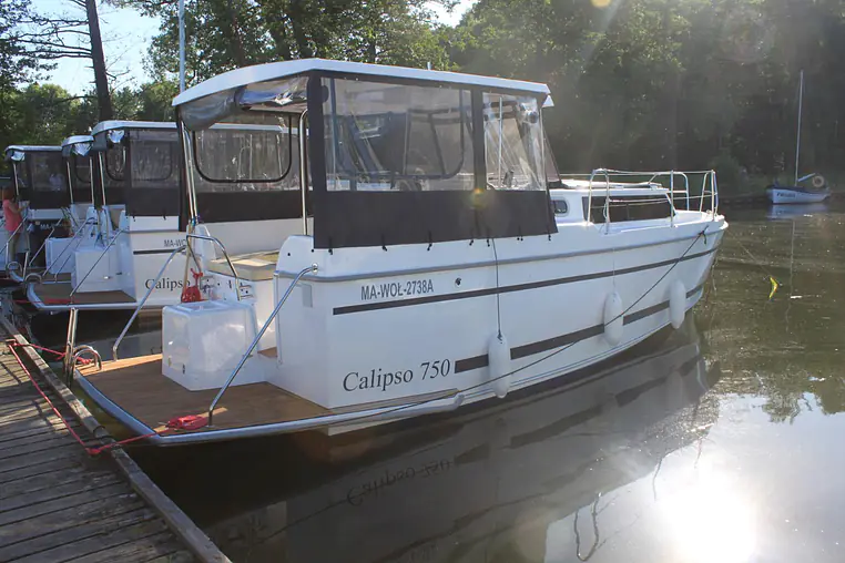 Mazury czarter - Calipso 750