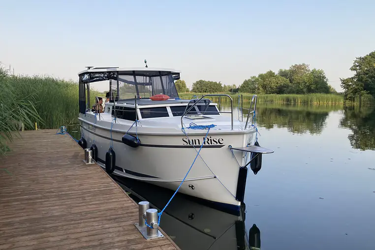 Czarter jachtu motorowego Calipso 750