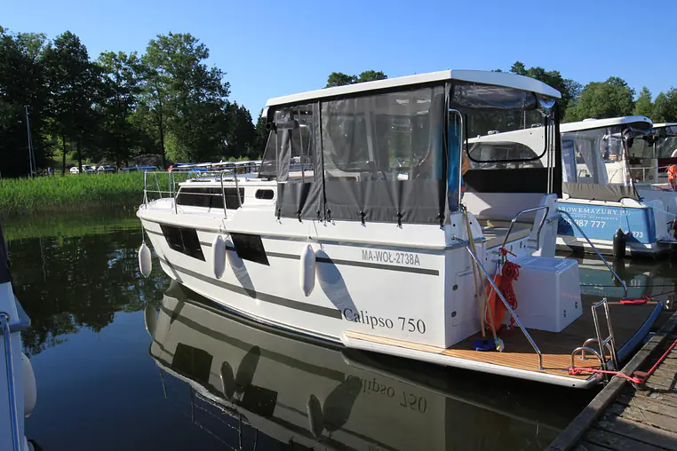 Mazury czarter - Calipso 750