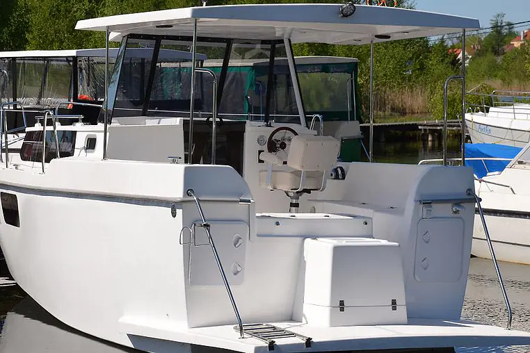 Mazury czarter - Calipso 750