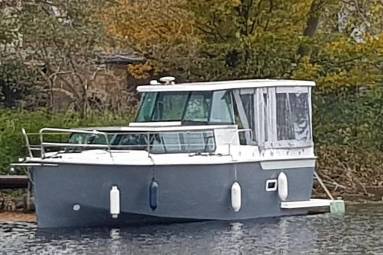 Czarter jachtu motorowego Calipso 750