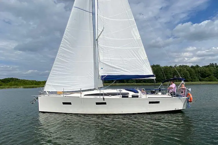 Mazury czarter - Cobra 38