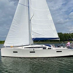 Cobra 38