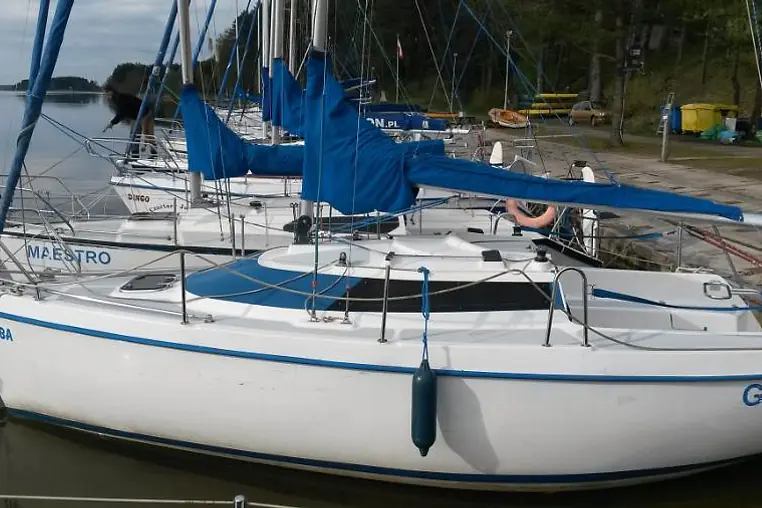 Czarter jachtu żaglowego Corveette 650