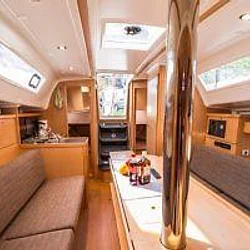 Delphia 33 MC