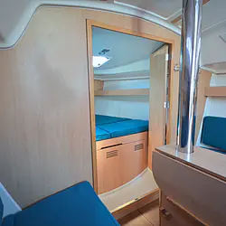 Delphia 33 MC