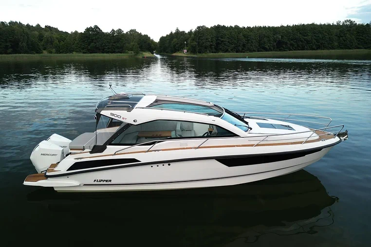 Czarter jachtu motorowego Flipper 900 ST