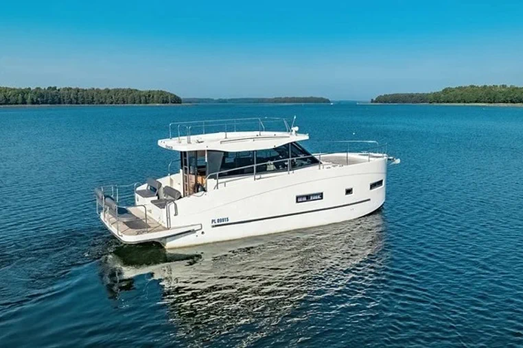 Giżycko czarter - Futura 36