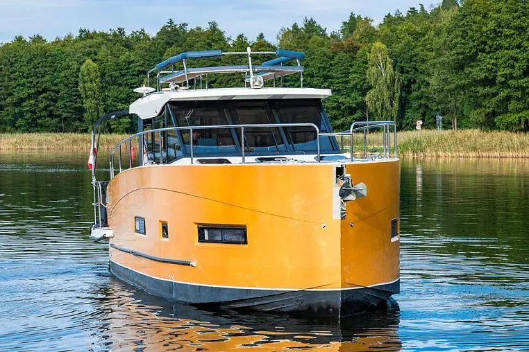 Czarter jachtu motorowego Futura 36