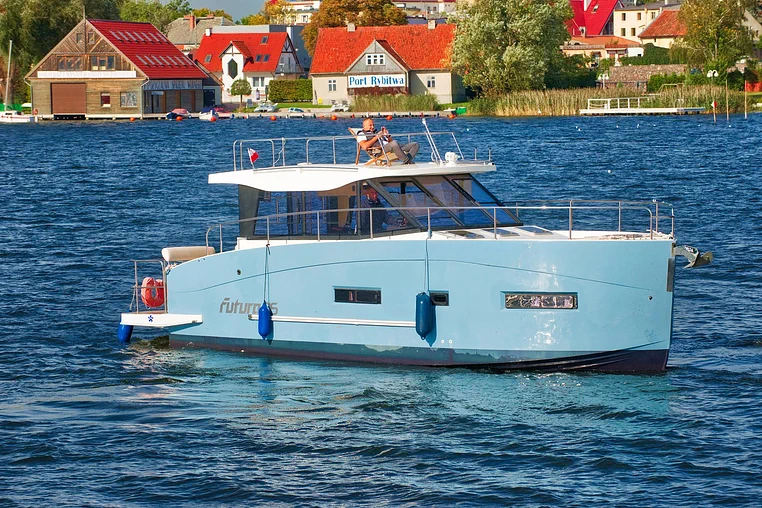 Czarter jachtu motorowego Futura 36