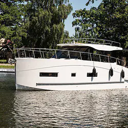 Futura 36